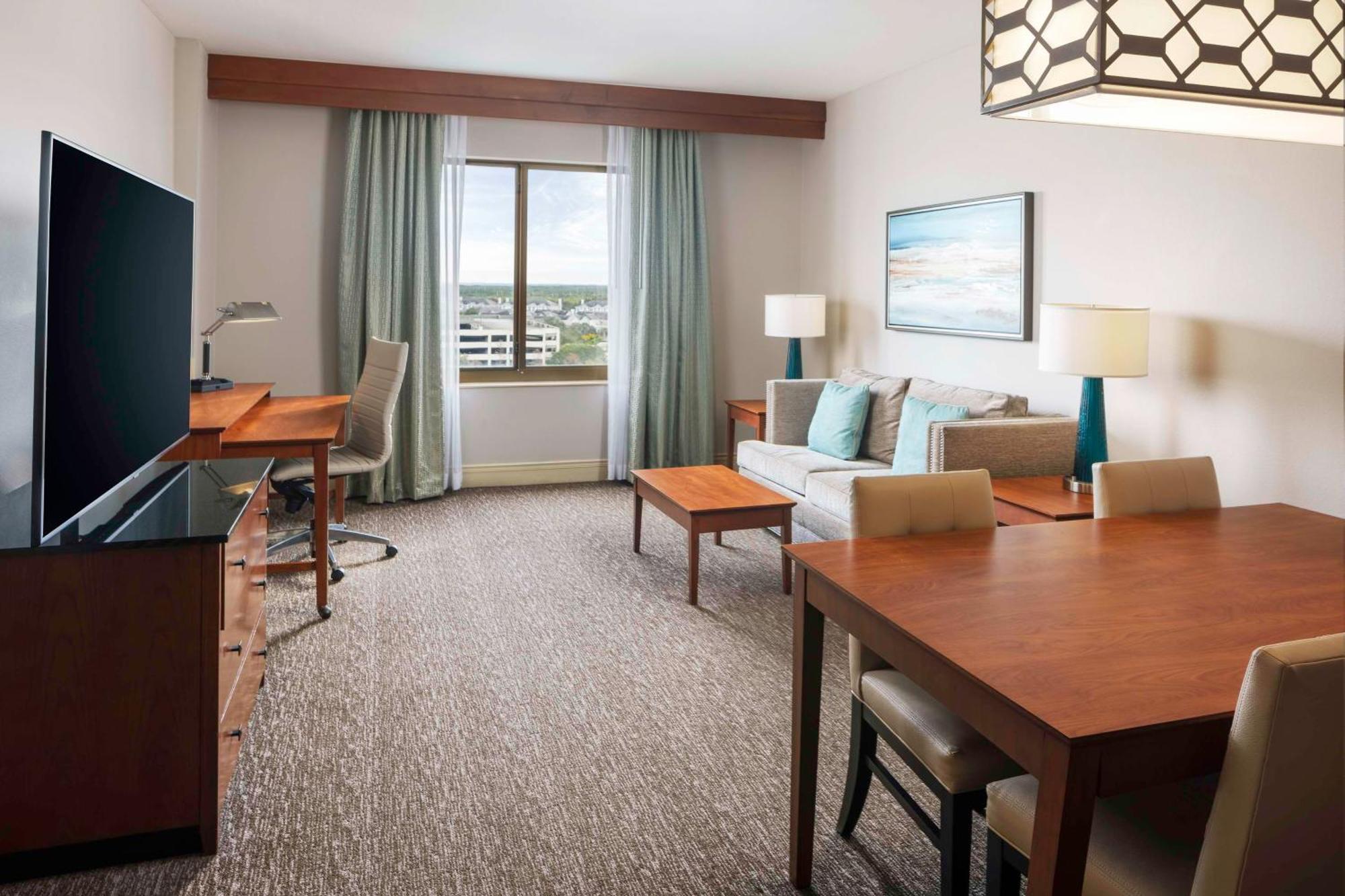 Hotel Hilton St. Petersburg Carillon Park Esterno foto