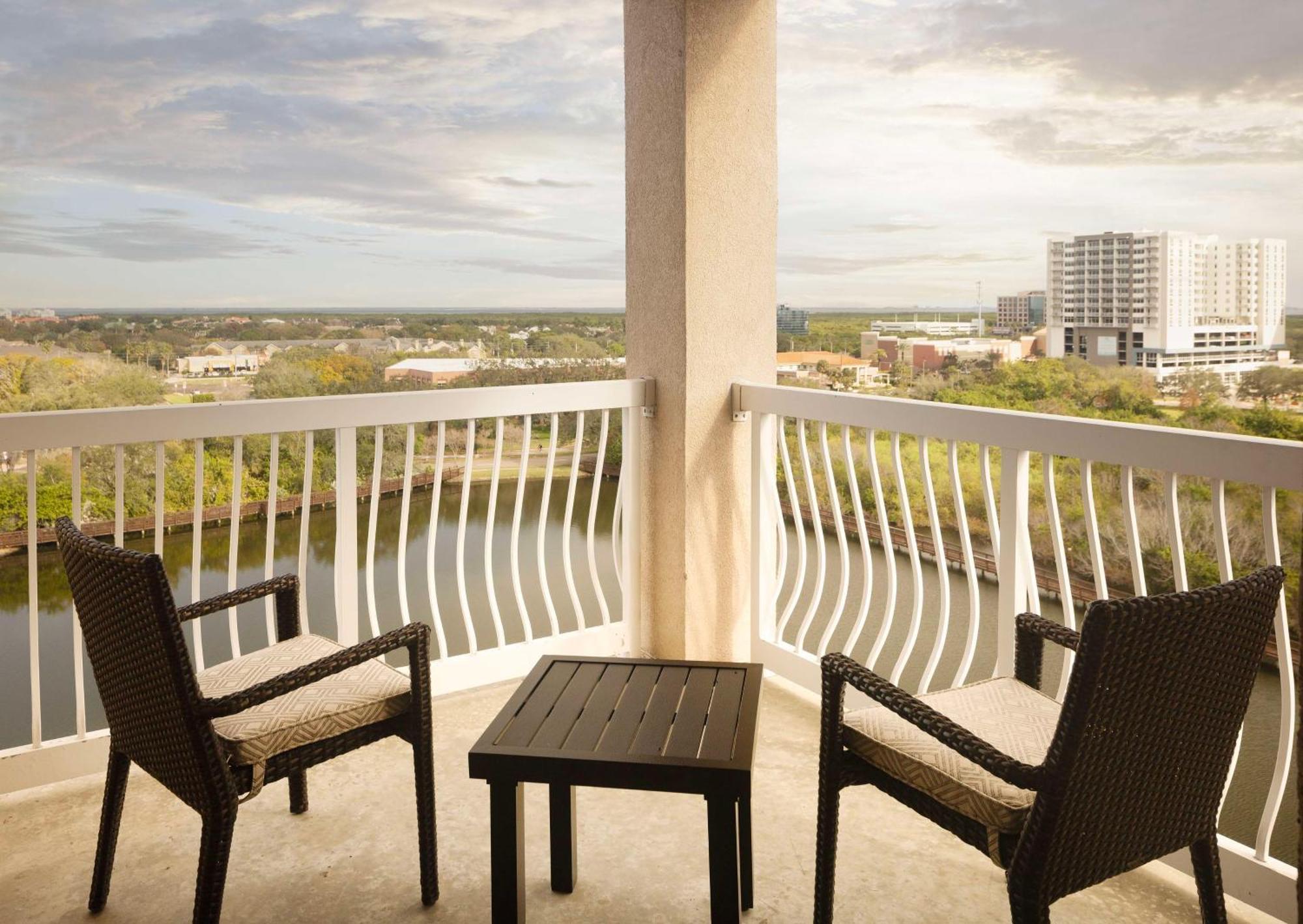 Hotel Hilton St. Petersburg Carillon Park Esterno foto